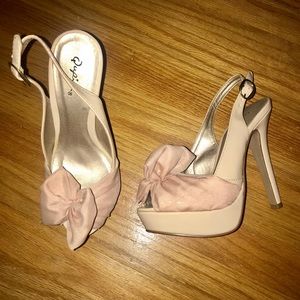 NWOT size 6.5 pale nude pink peep toe slingbacks